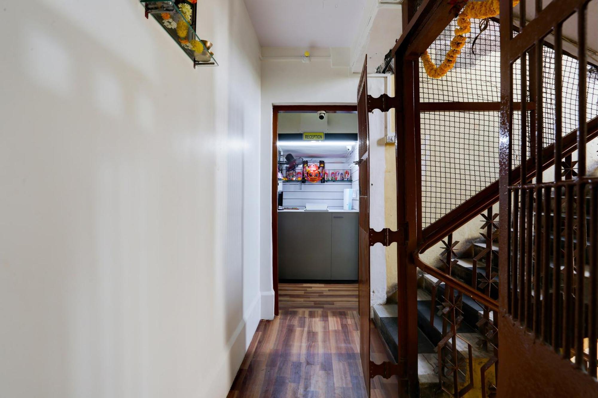 Hotel O Classic Mumbai Exterior photo